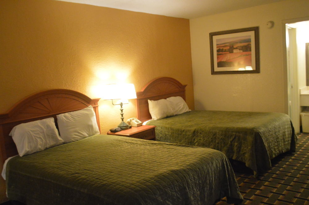 Rodeway Inn Denmark-Jackson Extérieur photo